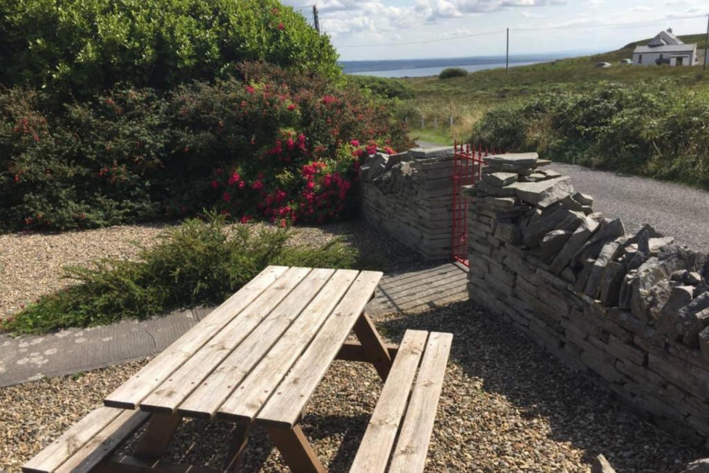 Red Stonecutters Cottage, Doolin Carrowauff Exteriér fotografie