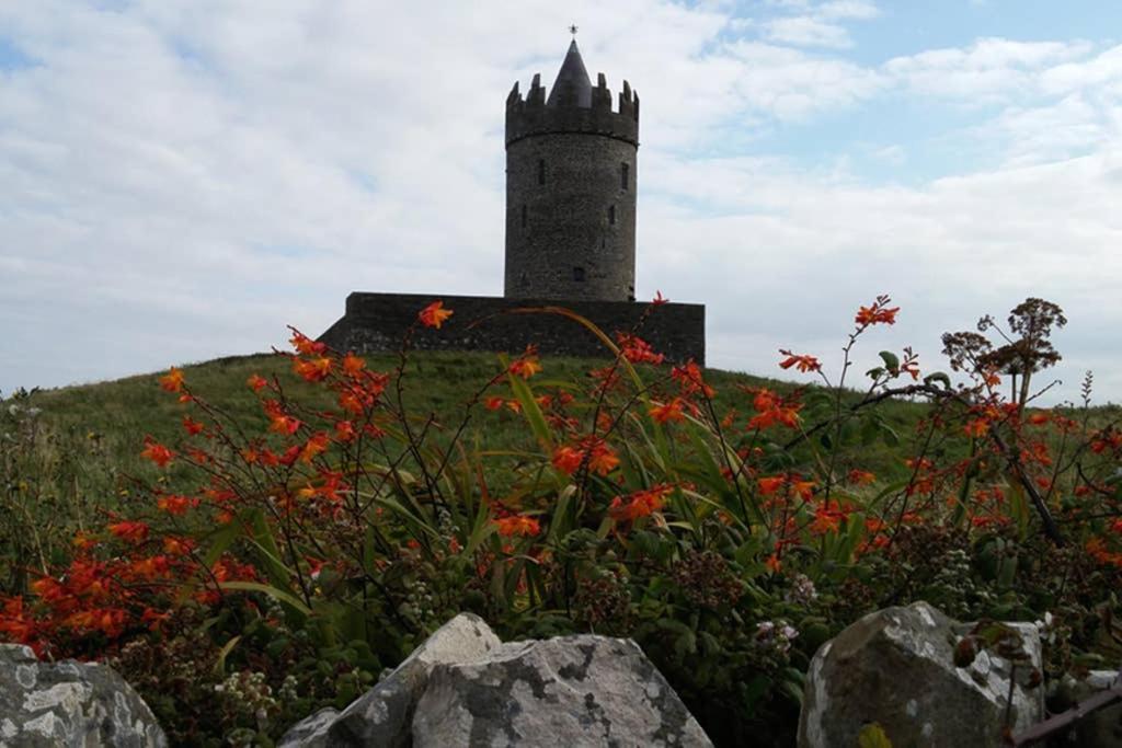 Red Stonecutters Cottage, Doolin Carrowauff Exteriér fotografie